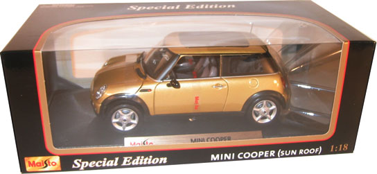 2001 Mini Cooper - Gold w/ Sunroof (Maisto) 1/18 diecast car scale model