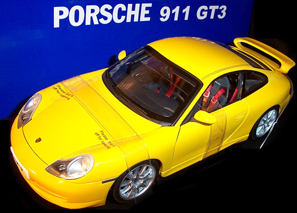 2001 Porsche 911 GT3 (996) - Yellow (AUTOart) 1/18