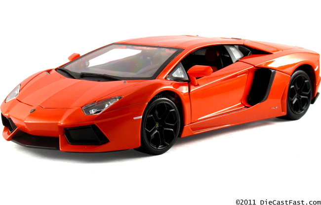 Lamborghini Aventador LP700-4 - Orange (BBurago) 1/18