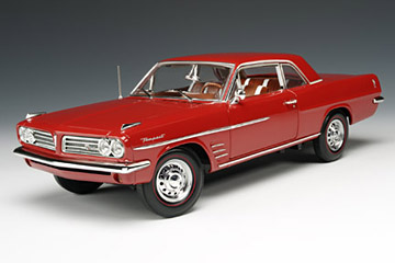 1963 Pontiac Tempest - Grenadier Red (Highway 61) 1/18