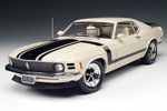 1970 Ford Boss 302 Mustang - Wimbeldon White (Highway 61) 1/18