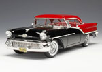 1957 Olds Super 88 - Festival Red & Onyx Black (Highway 61) 1/18