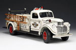 1946 Chevrolet Fire Truck - Antique White (Highway 61) 1/16