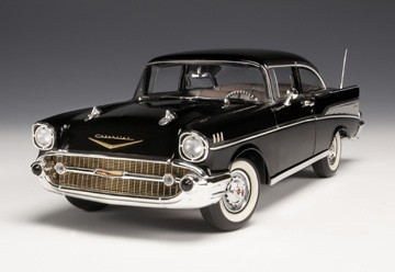 1957 Chevrolet Bel Air - Onyx Black (Highway 61) 1/18