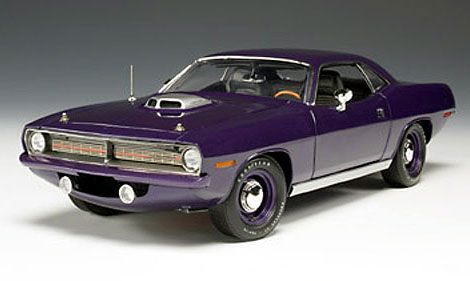 1970 Plymouth Hemi Cuda - In Violet (Highway 61) 1/18 diecast car