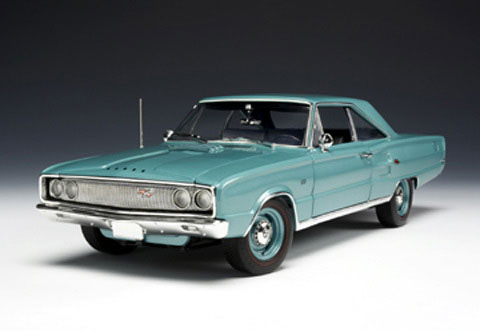 1967 Dodge Coronet R/T 426 Hemi - Medium Turquoise (Highway 61) 1/18