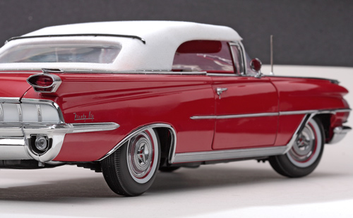 1959 Olds 98 Convertible - Cardinal Red (SunStar Platinum 5231) 1/18