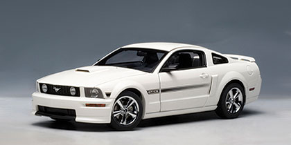 2007 Ford Mustang GT California Special - Performance White (AUTOart) 1/18