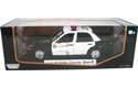 Ford Crown Victoria CHP Police Interceptor (MotorMax) 1/18