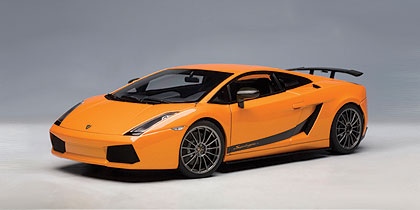 LAMBORGHINI GALLARDO SUPERLEGGERA - BOREALIS / METALLIC ORANGE (AUTOart) 1/18