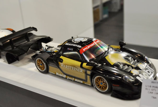 1997 PORSCHE 911 GT1 Test Car Warsteiner (AUTOart) 1/18